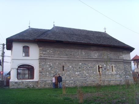Biserica Fundeni - vedere sud